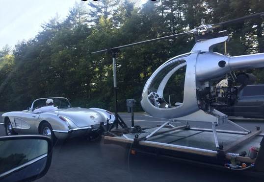 cool-Corvette-towing-helicopter