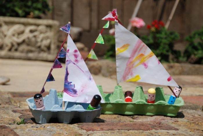 egg-carton-boat