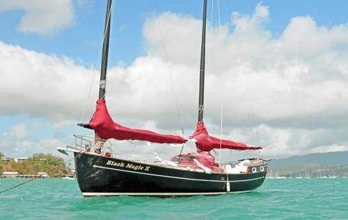 Freedom 40 Cat Ketch