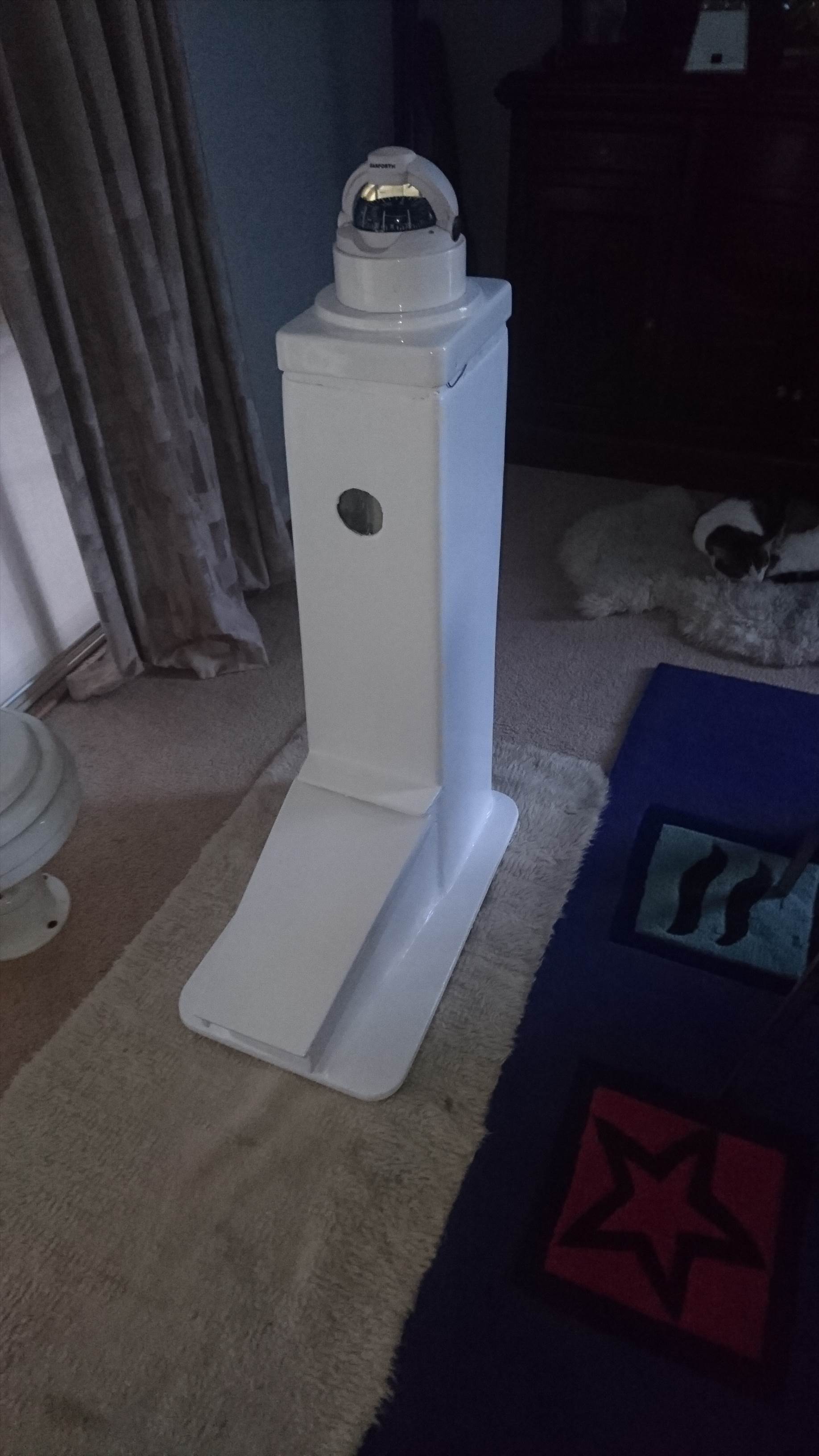 pedestal Friday 001