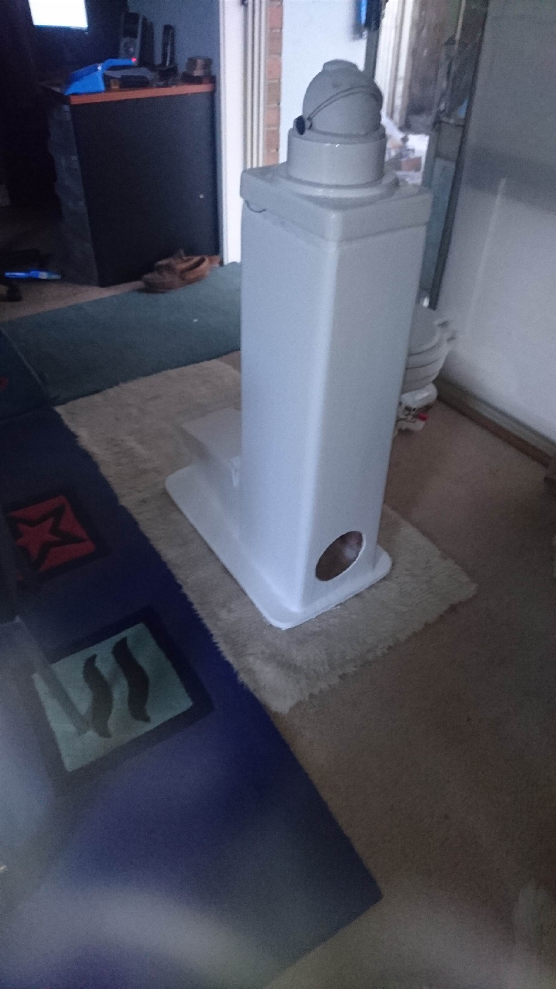 pedestal Friday 002