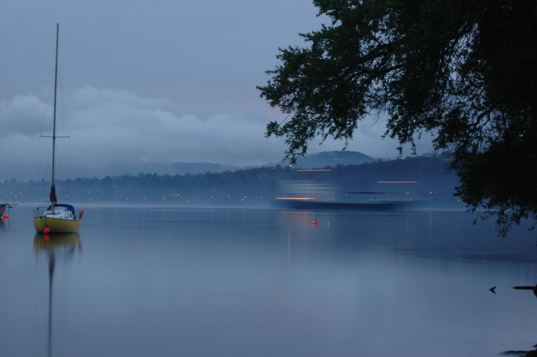 Hobart fog with ghosting ship