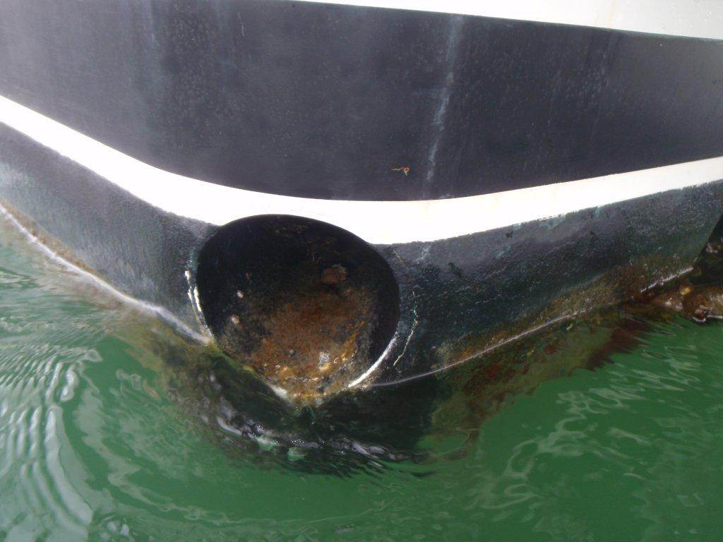 Transom Exhaust cnr hand wiped