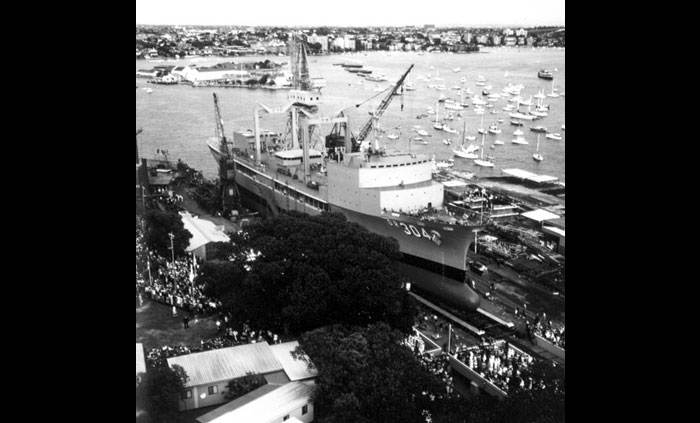 history-shipbuilding-11-sucesslaunch