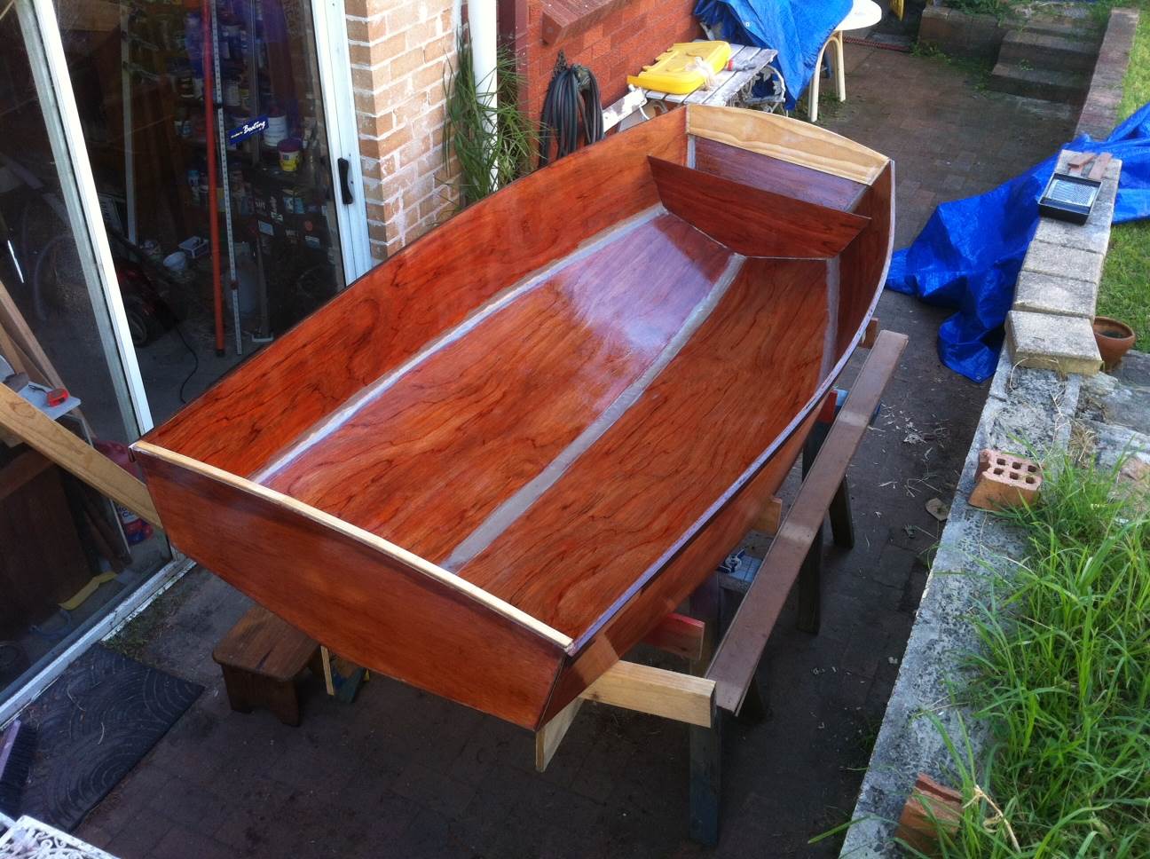Catspaw 8 Tender