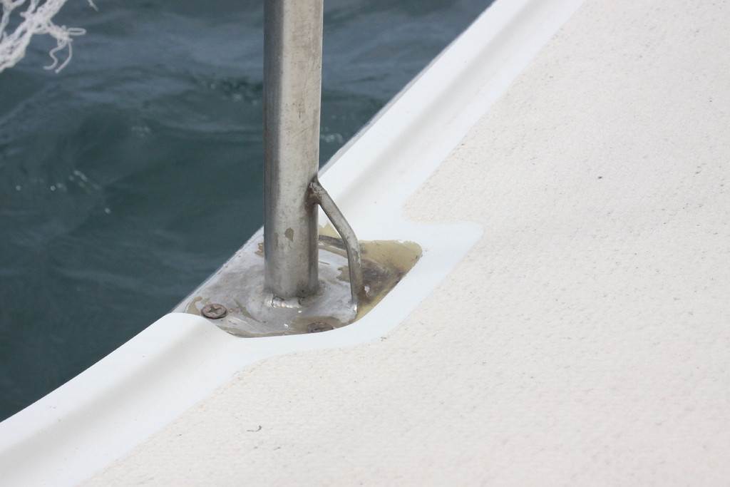 stanchion3