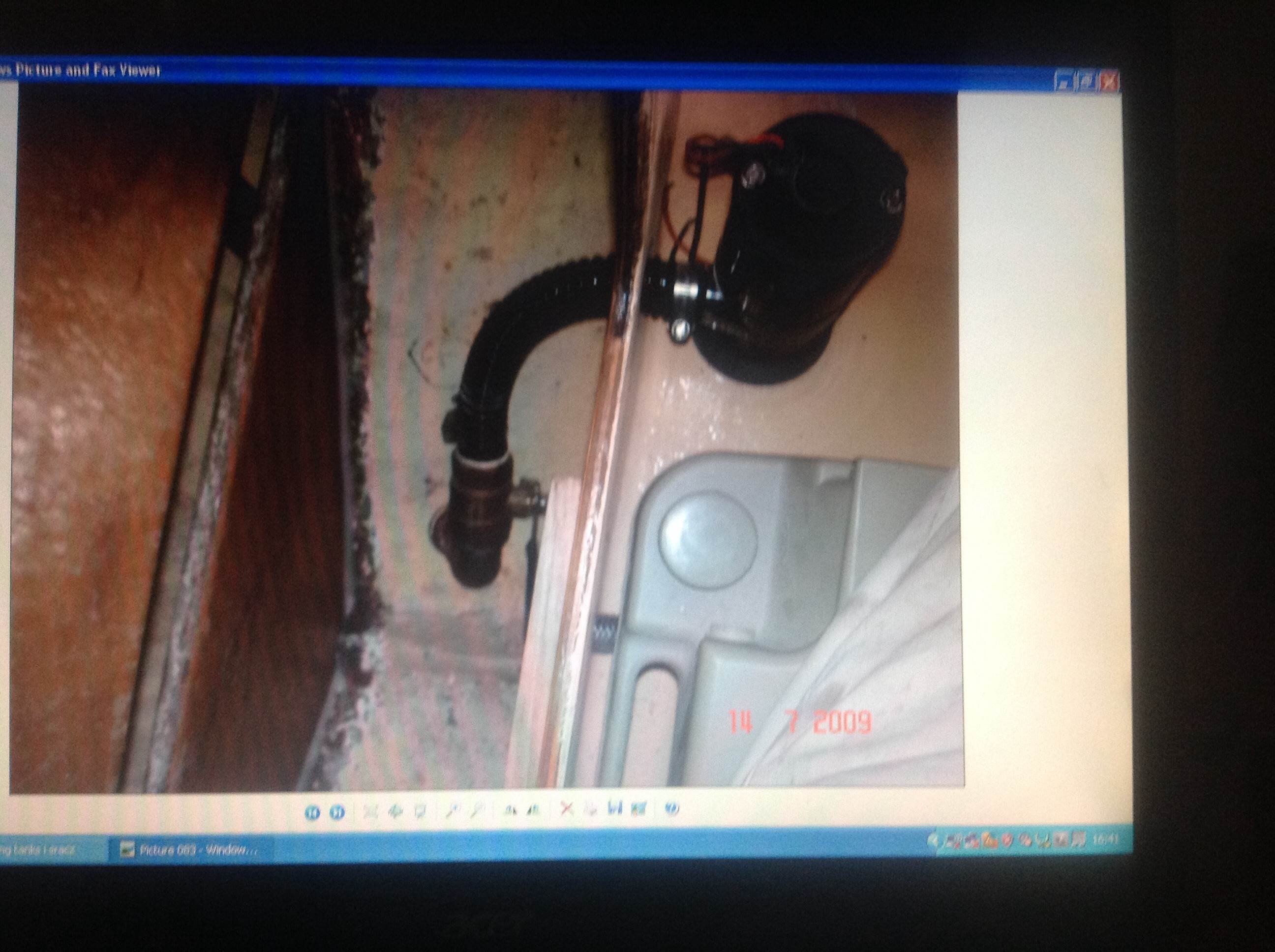Effluent pumpout