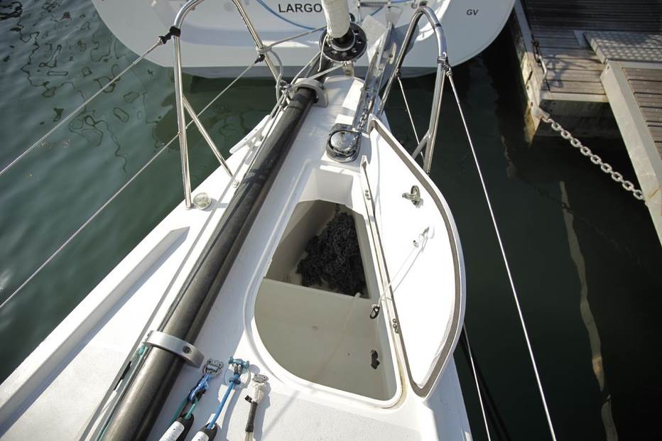 2 Anchor and Spinnaker Hatch