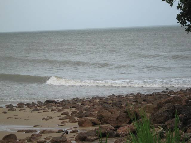 Cyclone Ellie Waves