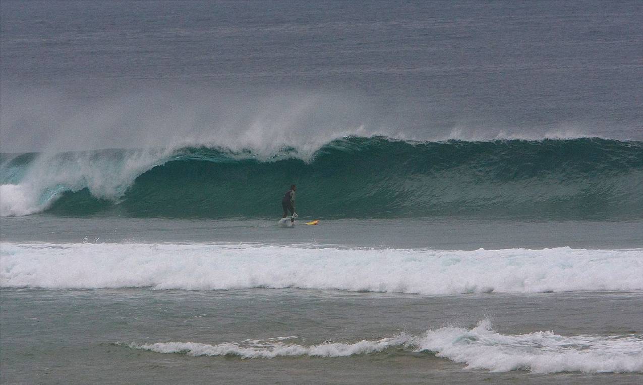 SUP surfing