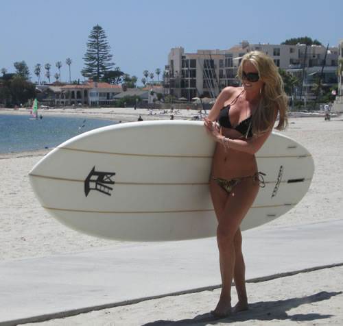 tower-sup-girl