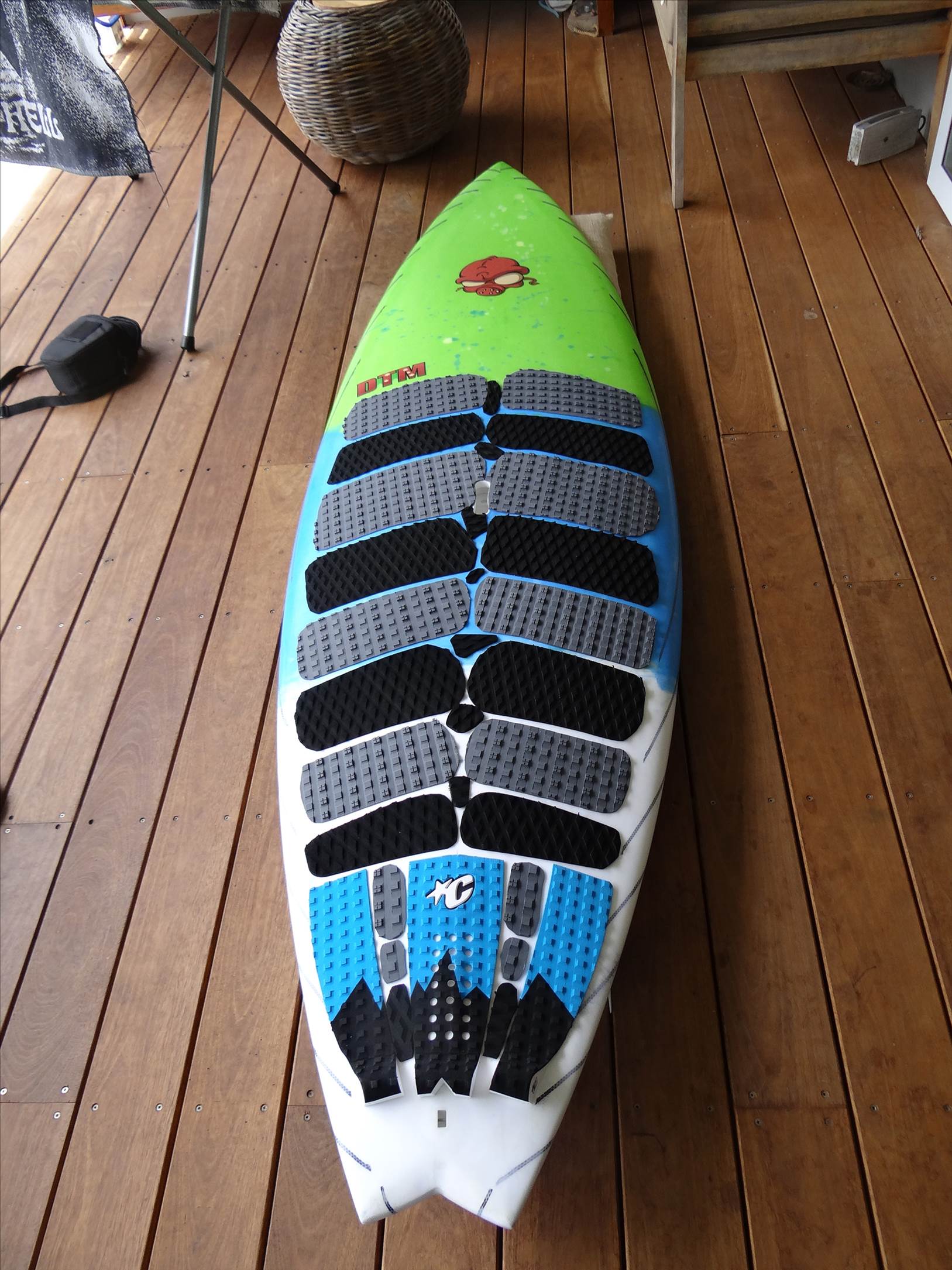 DTM CUSTOM SUP