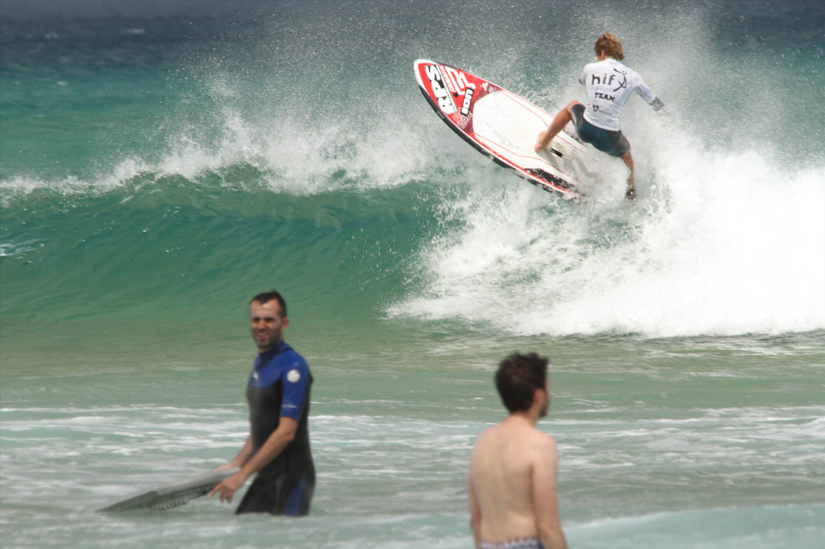 2015 sup titles 20150207 9212
