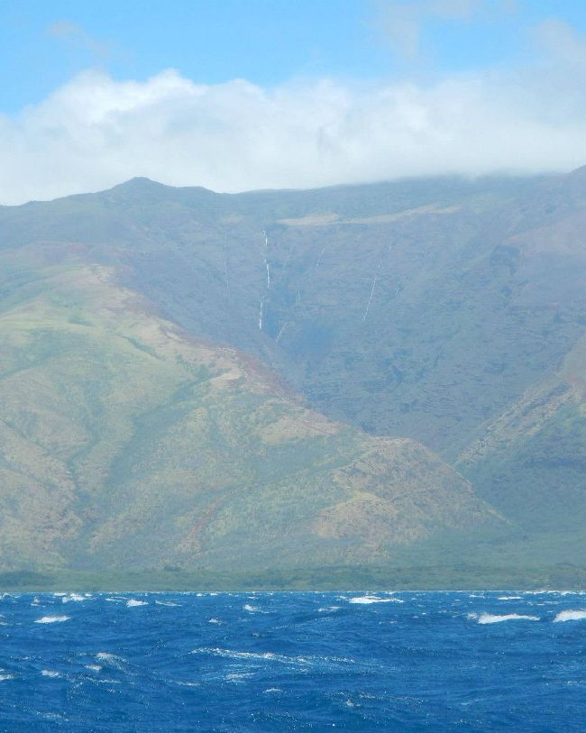 Kamalo buoy at the bottom right. copy