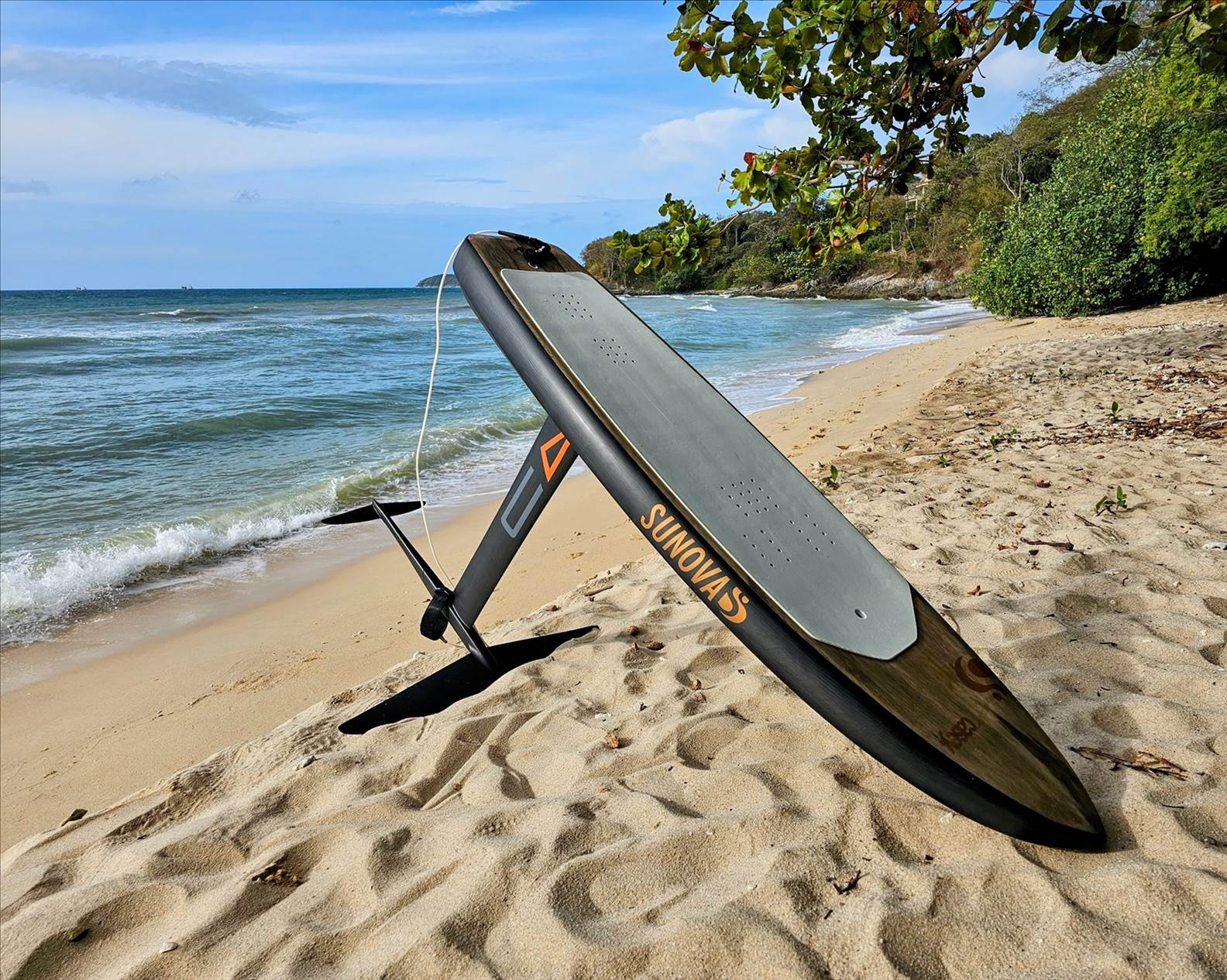 Sunova Carver 5'10"
