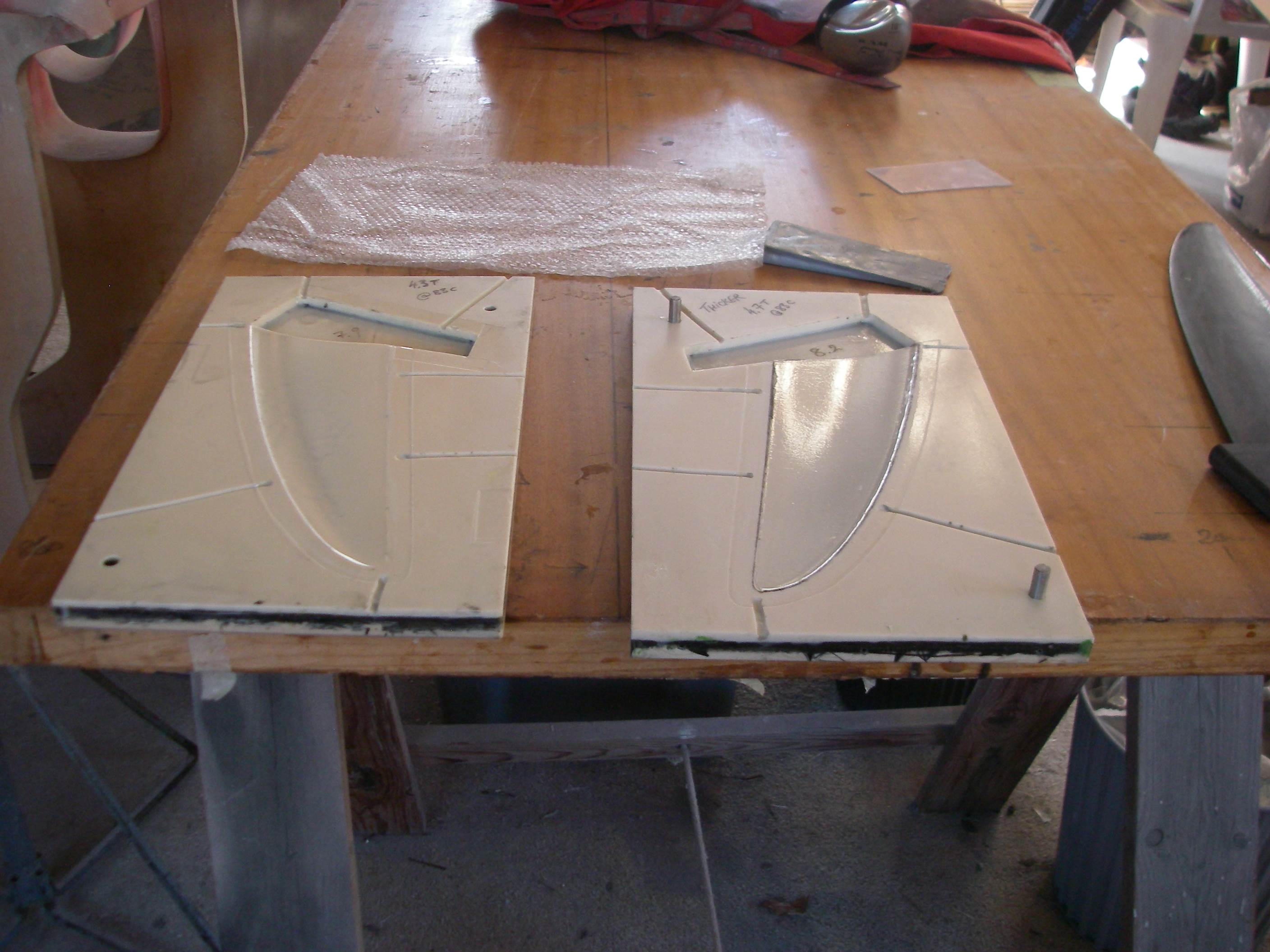 fin molds bend tests