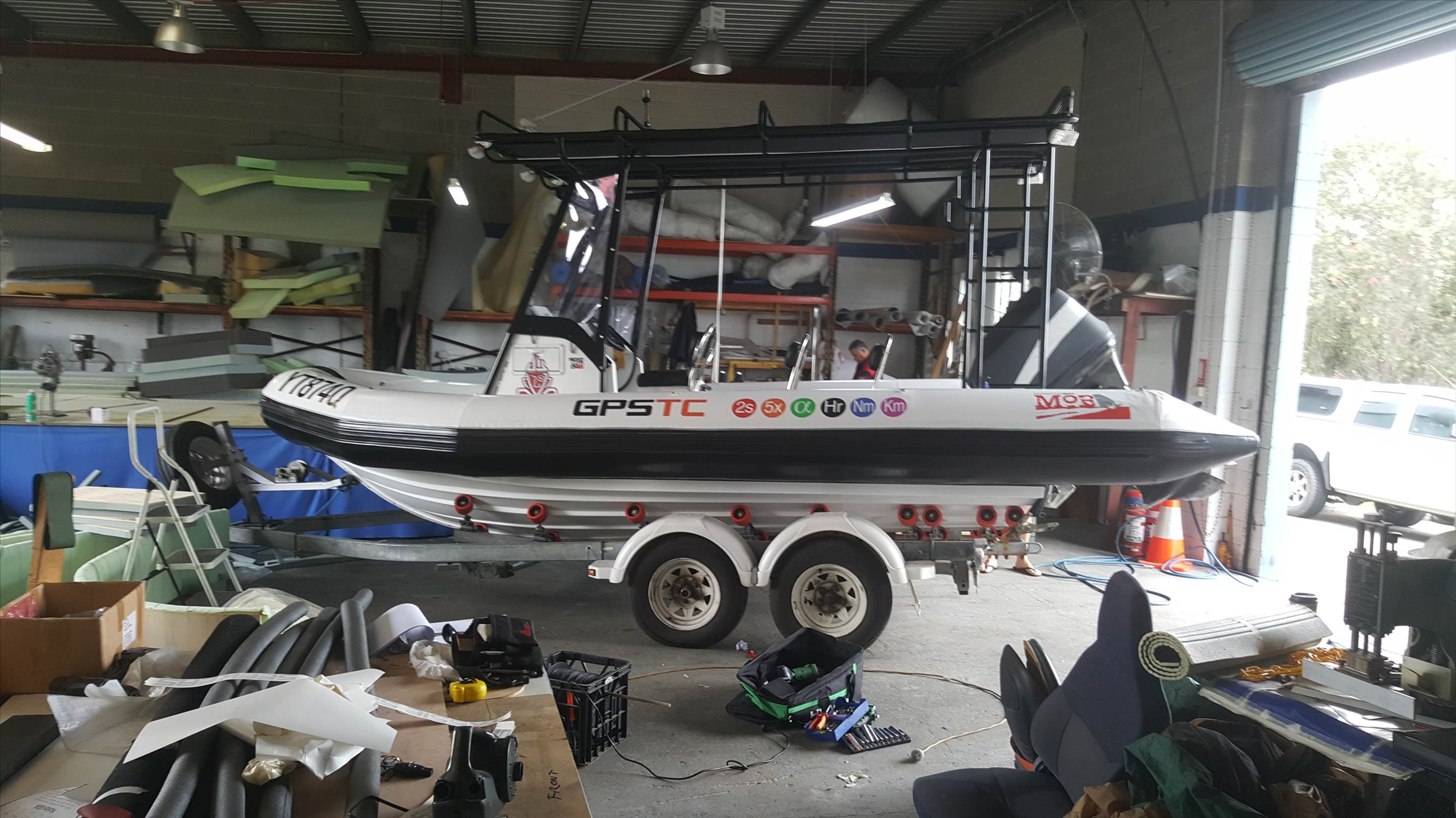 The mob support boat