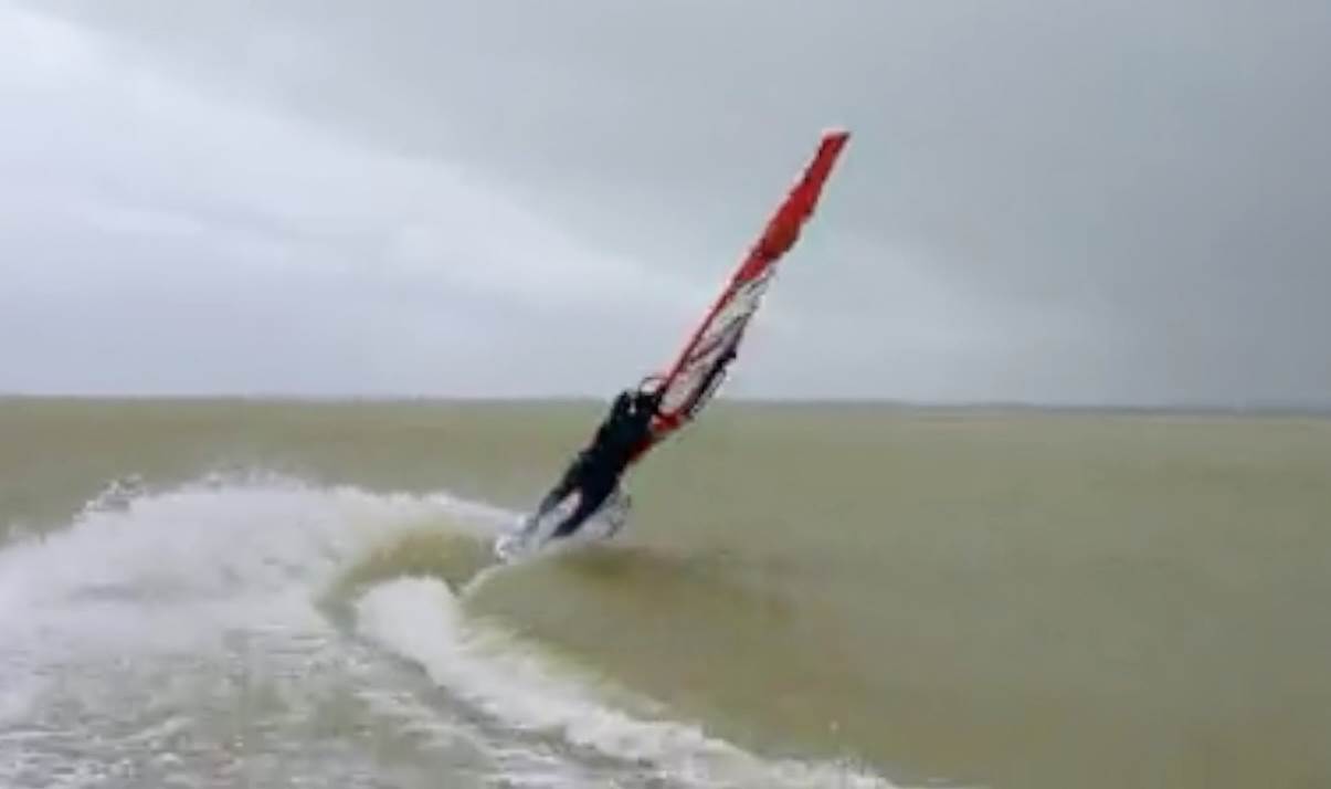 Carve Gybe JK-LG