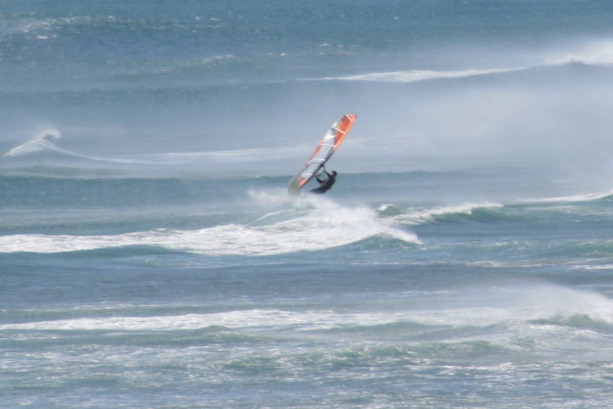 Off shore Coastal Running