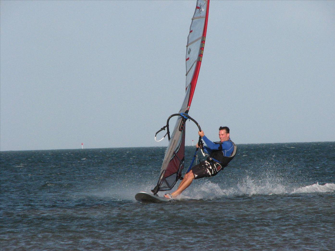 Vando Hitting Rocks