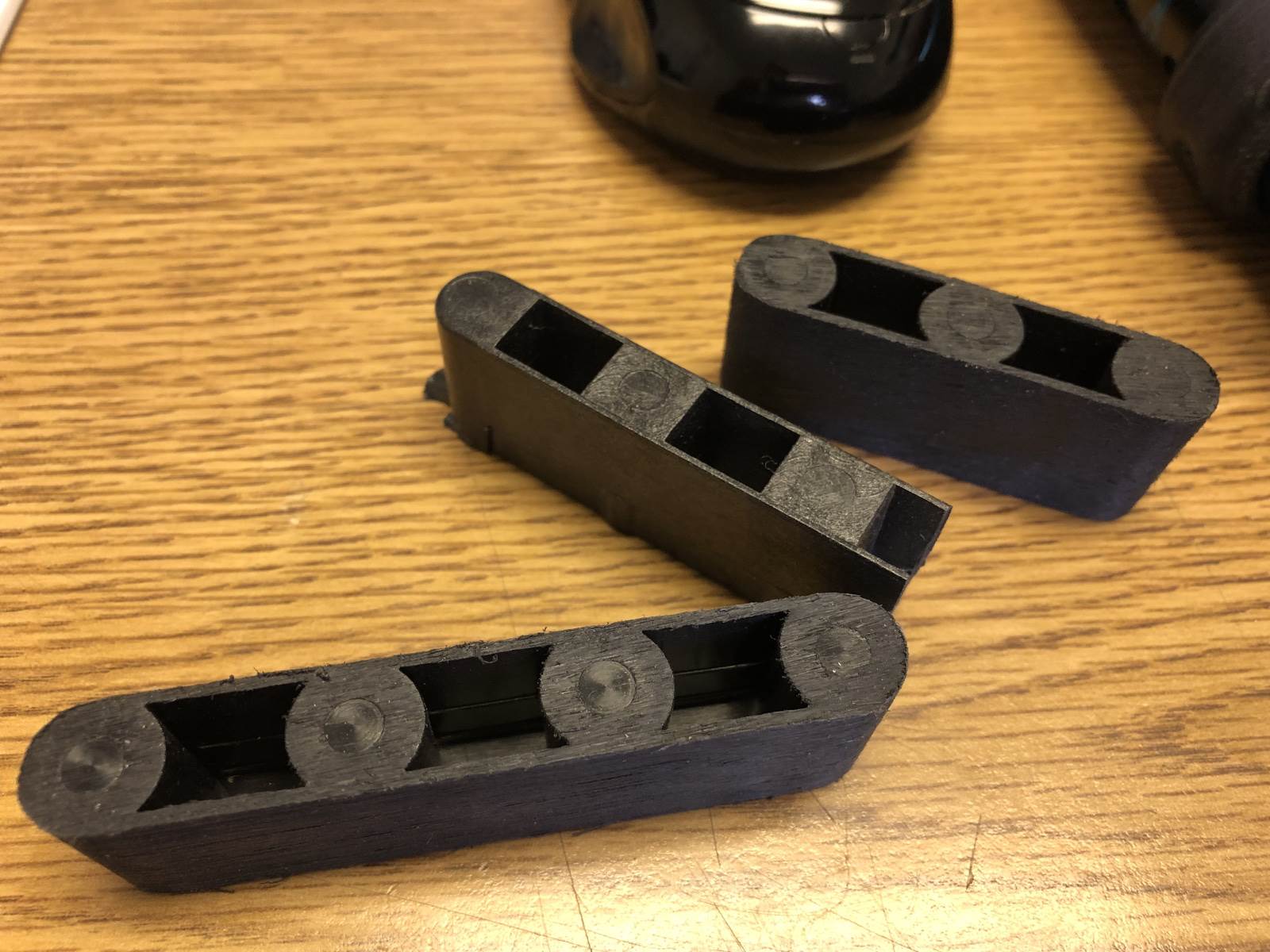 Cobra chinook insert bot