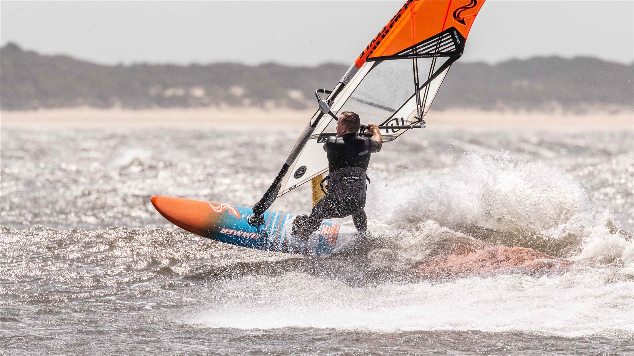 Point Danger windsurfing 19 Feb 2020