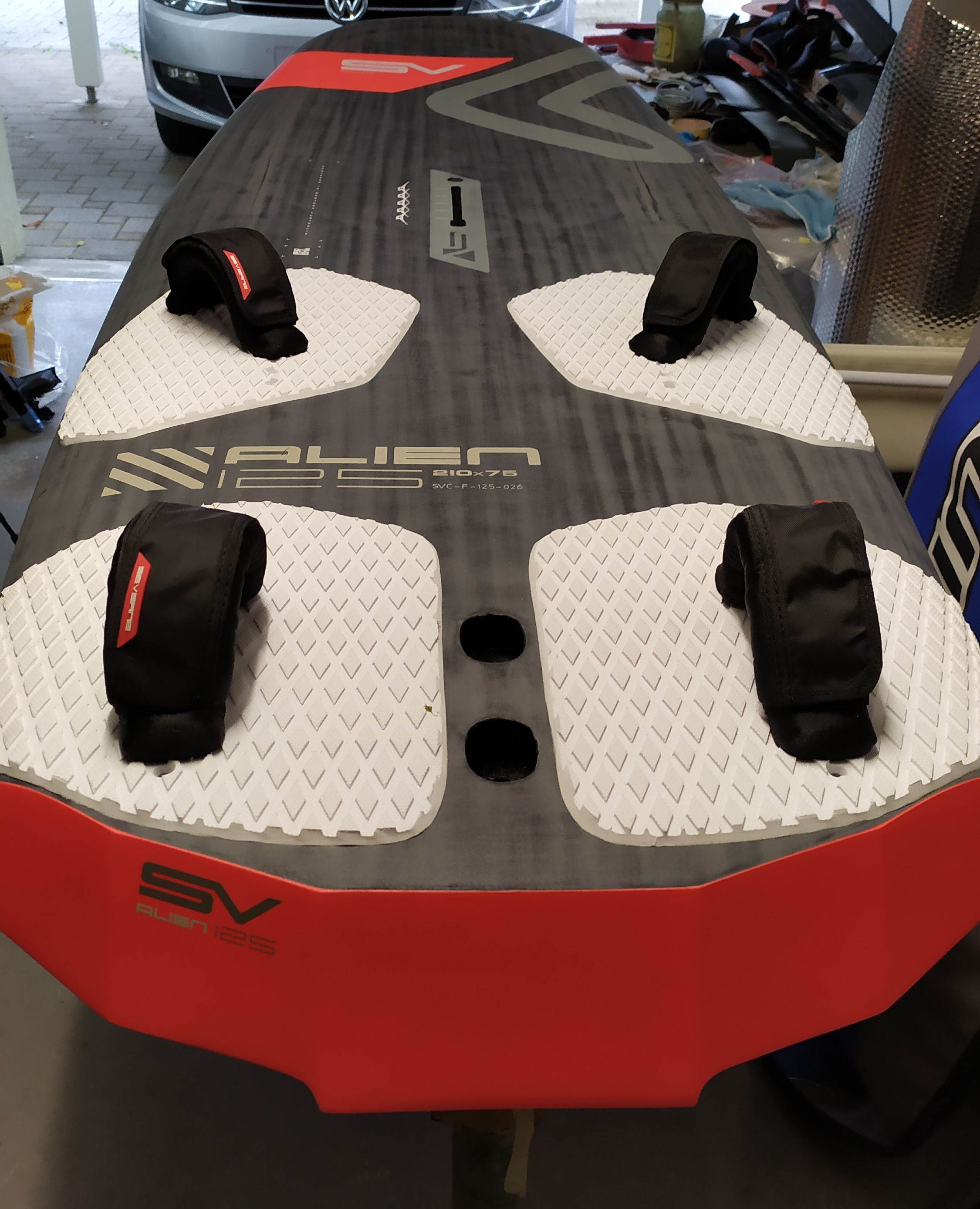 Alien 125