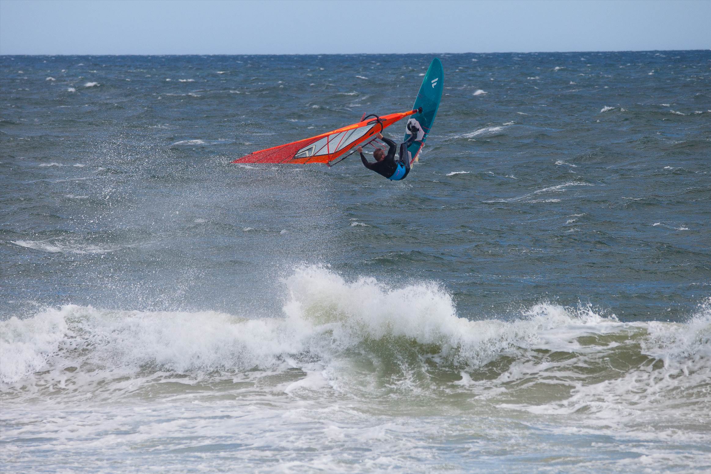 Wavesailing