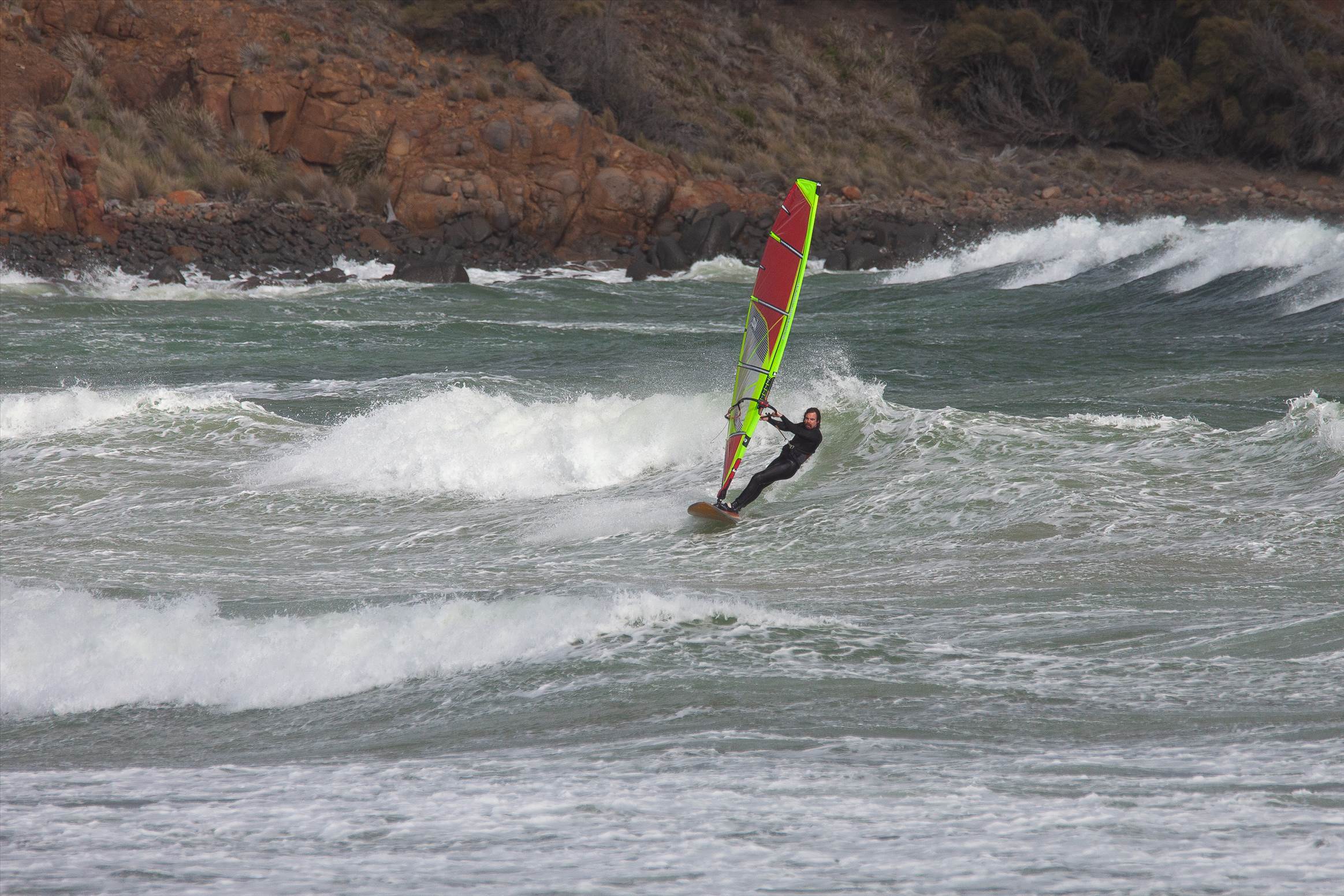 Wavesailing