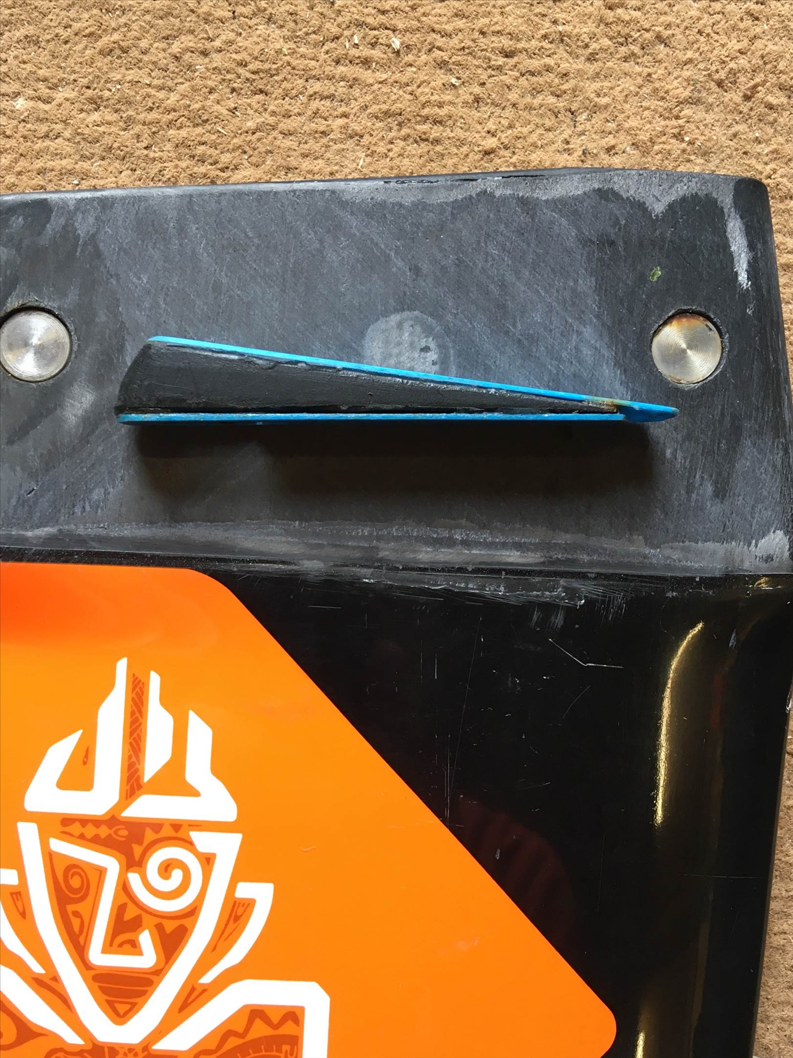 Load bearing surface of the shim