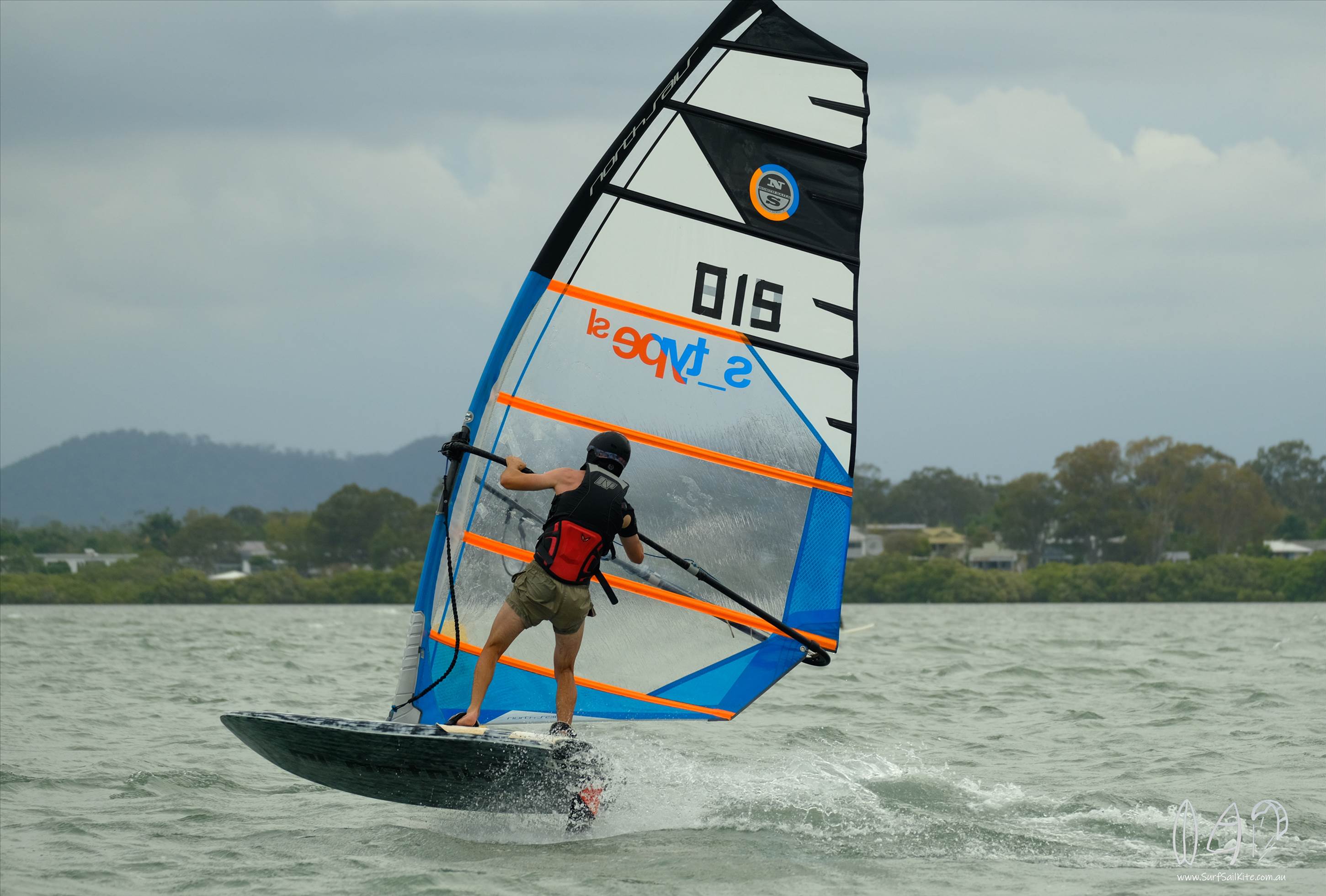 Qld State Slalom Titles - Foil Action