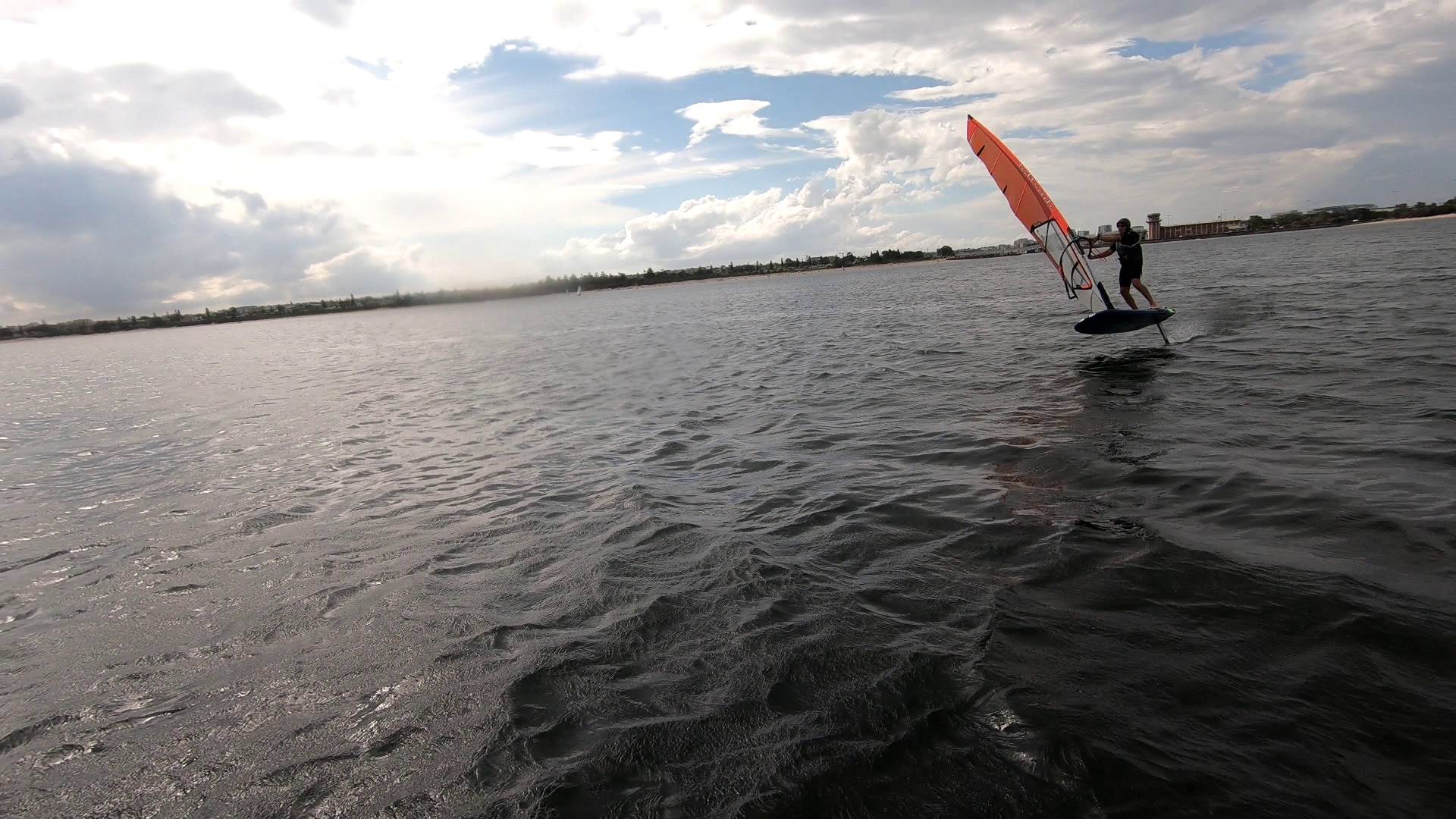 WindFoiling with Friends