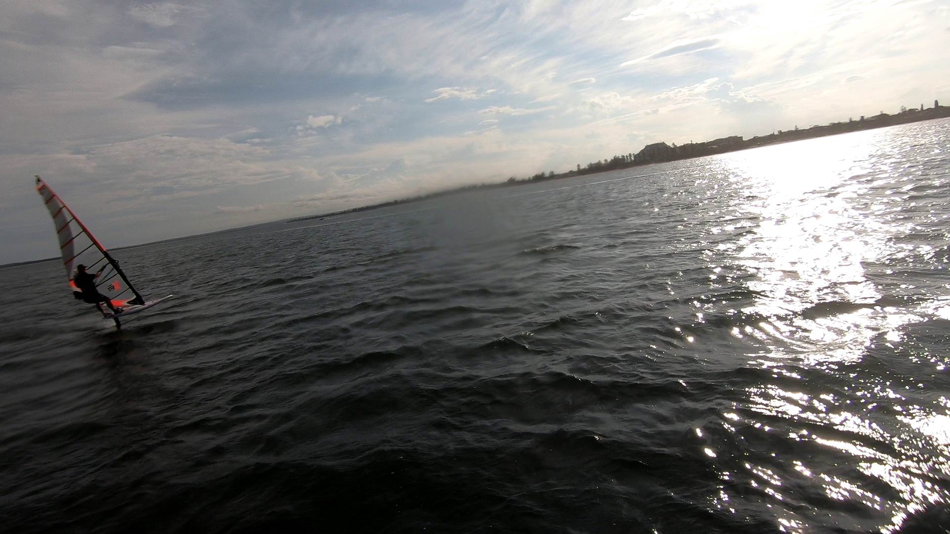 WindFoiling with Friends