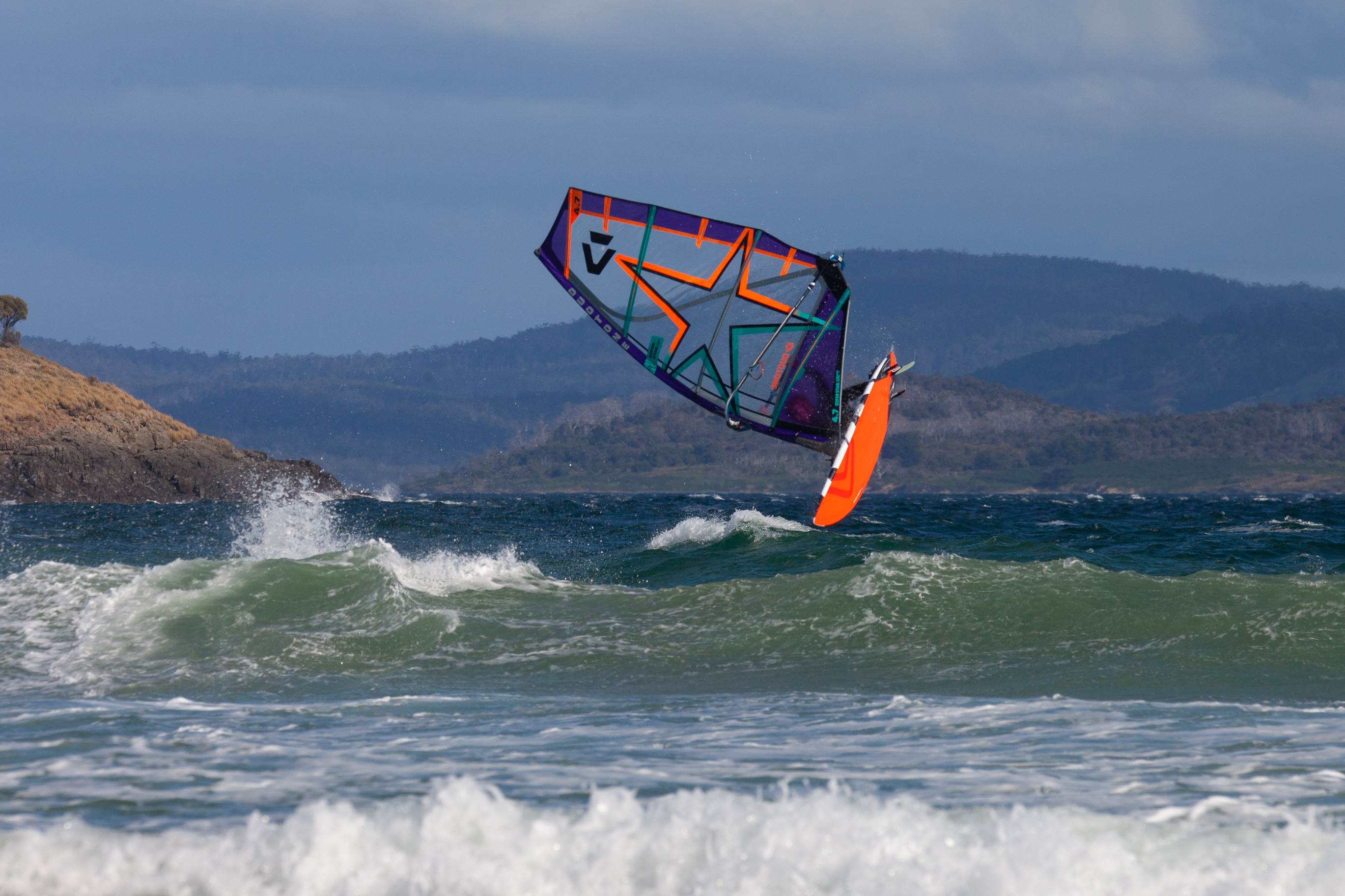 Wavesailing