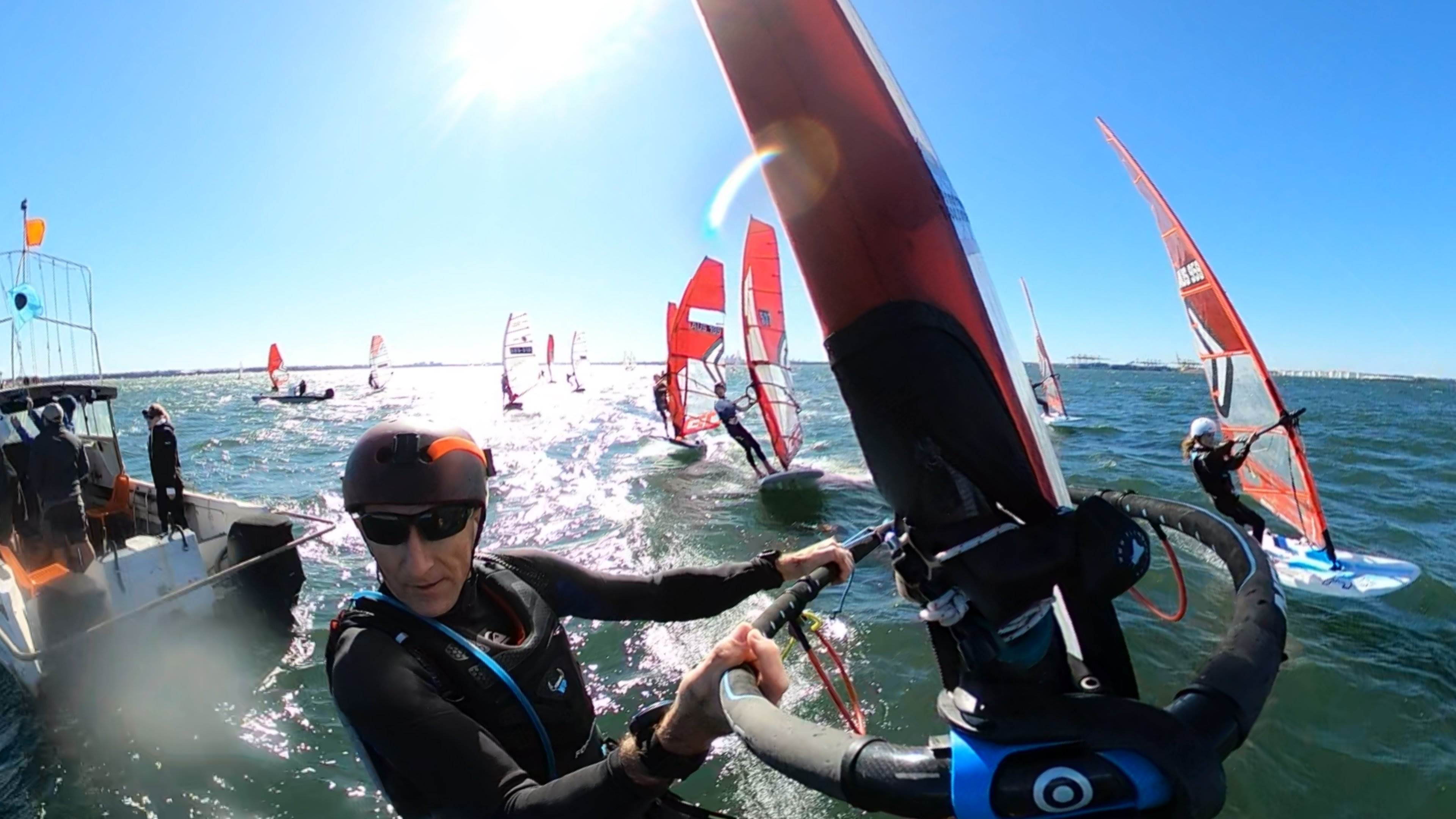 On the bell R1 Start