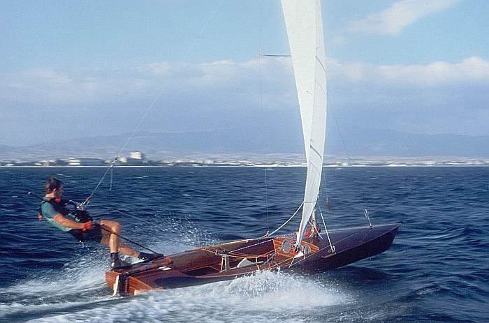 Contendersailingdinghy