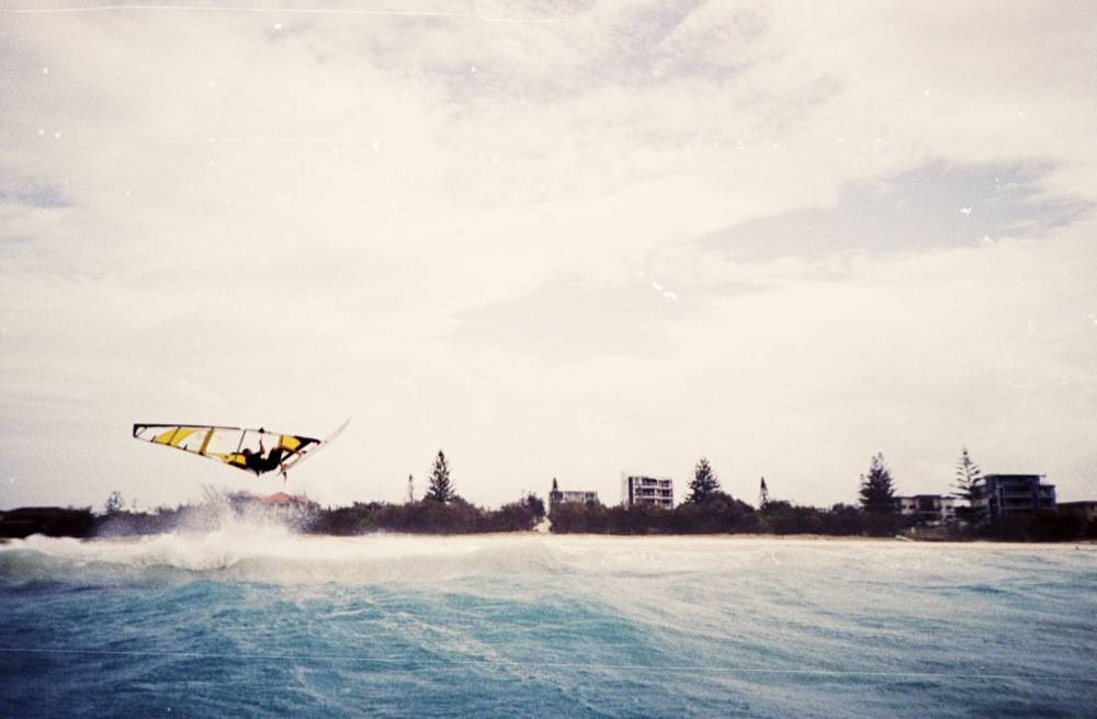 SEQ Wavesailing sign on day