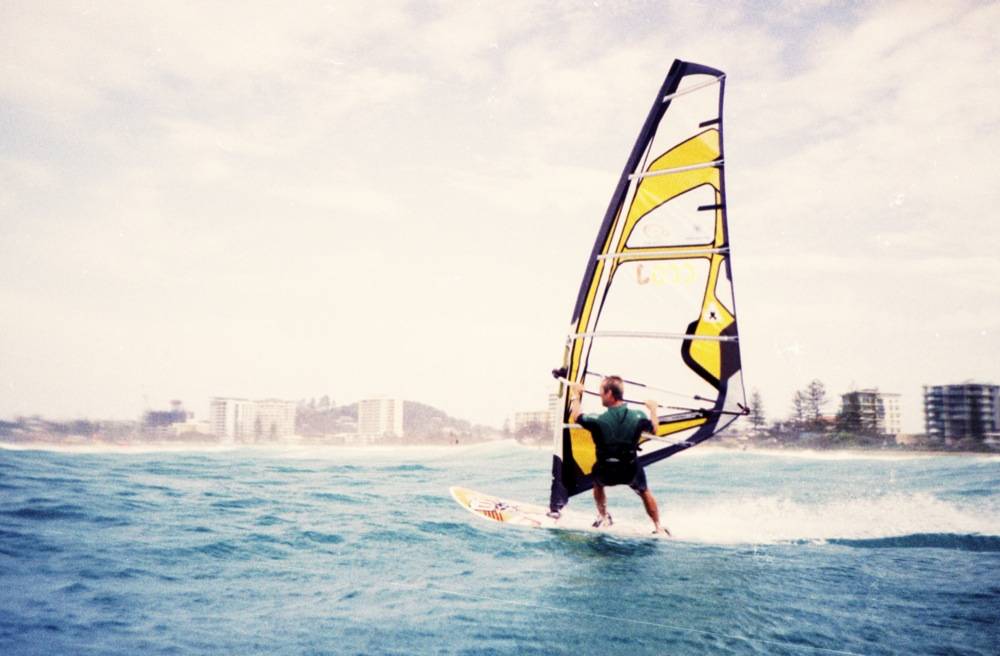 SEQ Wavesailing sign on day