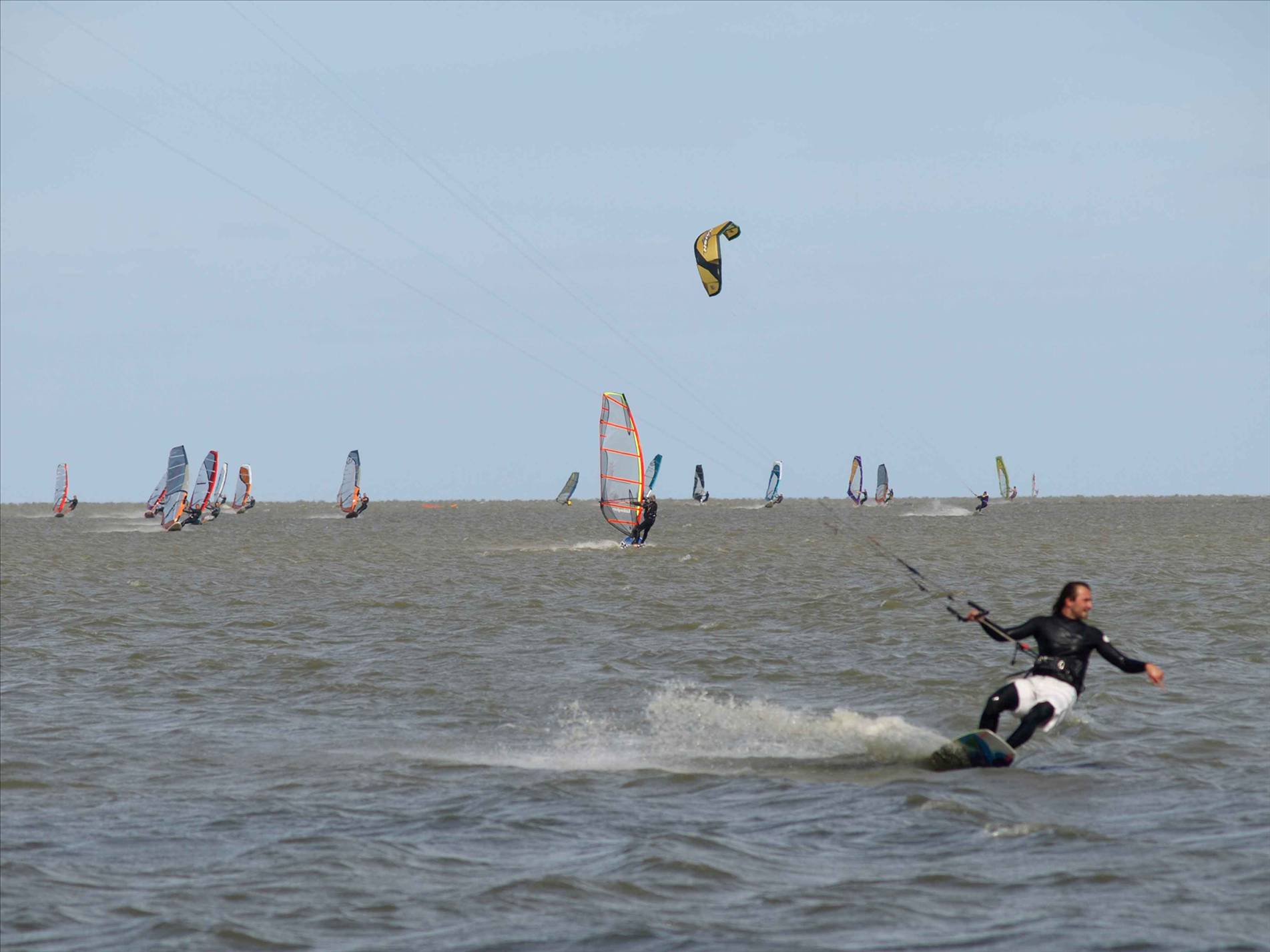 Kaos at the race start