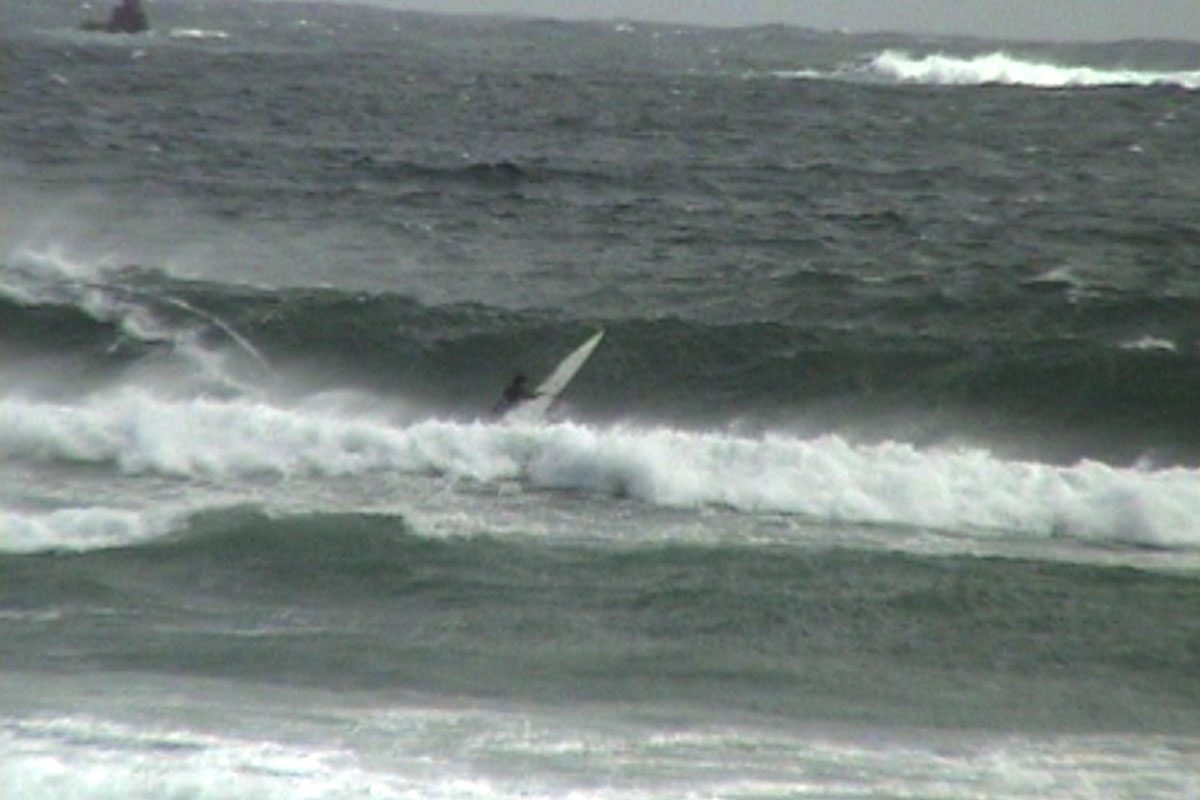 12/03/07 waves