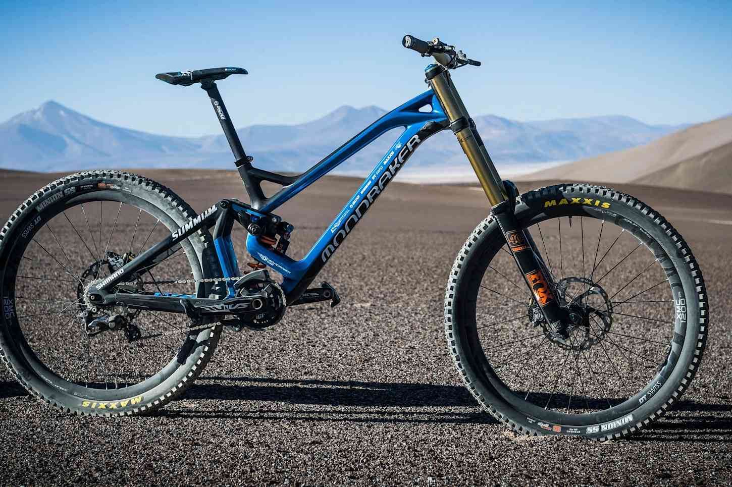taking-on-the-challenge-is-his-mondraker-summum (1)