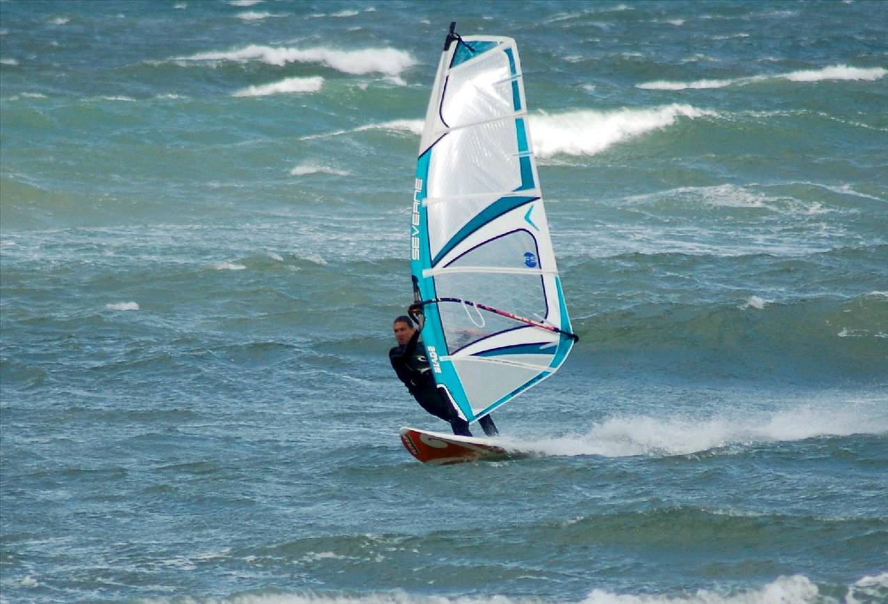 25 to 30 knots