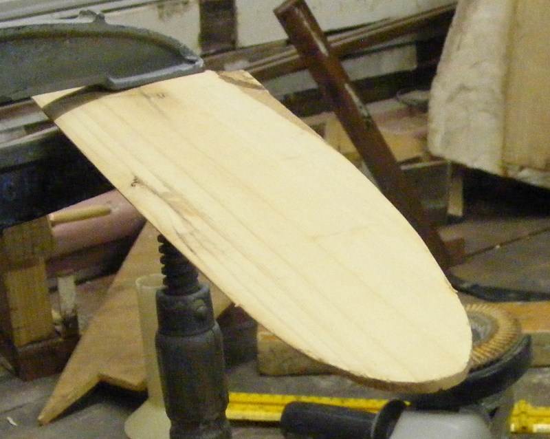 21cm fin half foil shaped