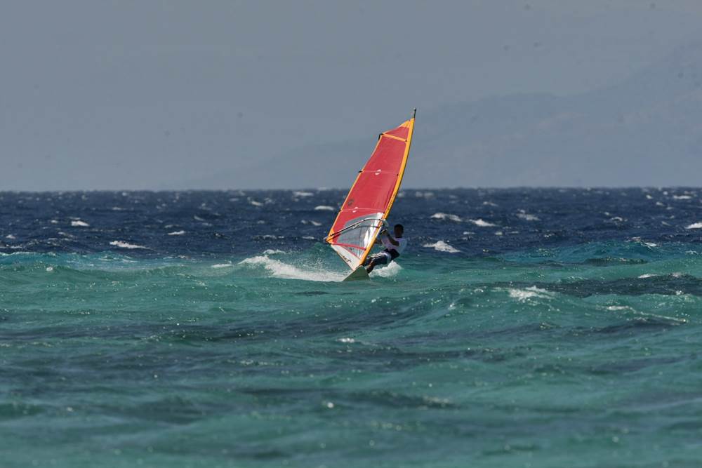 WINDSURFING AT TABUHAN ISLAND