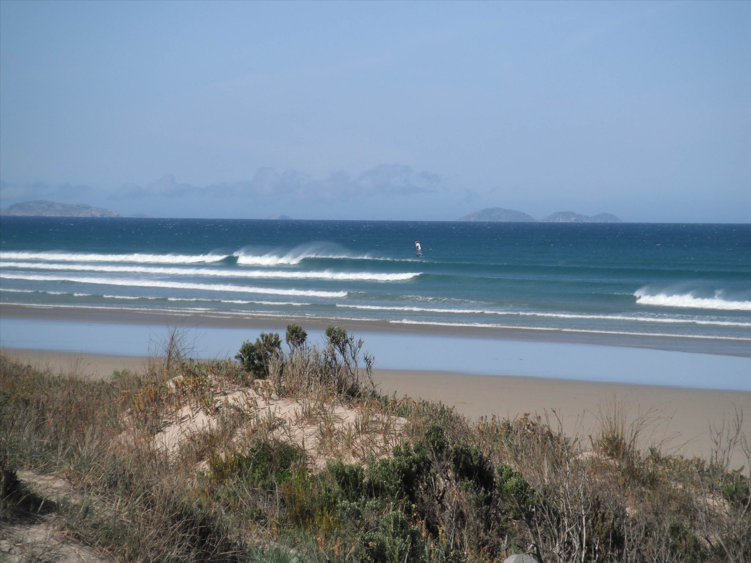 30 Aug Waves