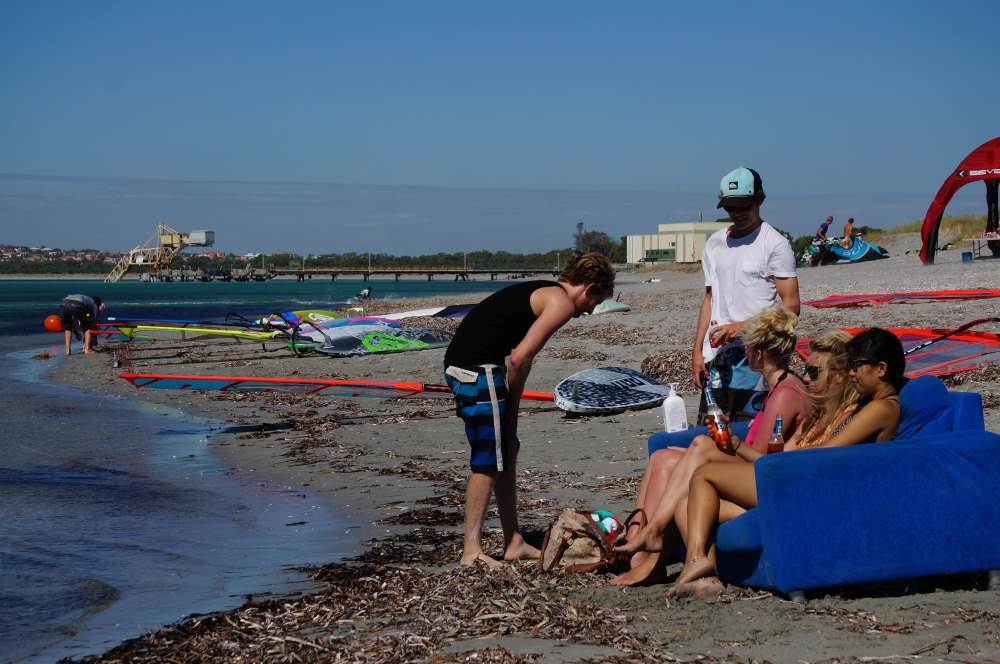 girls couch woodies windsurf freestyle