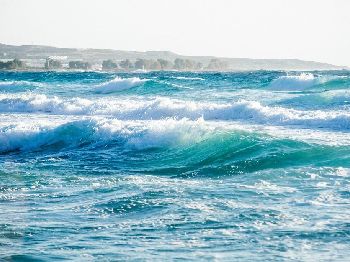 Tides + Wind + Swell: All on Seabreeze Now - Weather News