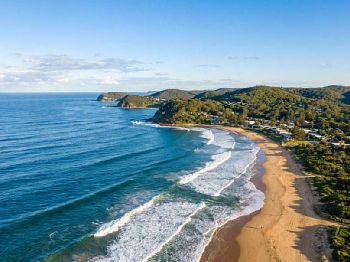 Southerly Clears: Offshore Window Thursday - Weather News