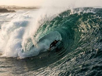 SE Swell Builds to Gold Coast From Monday - Weather News