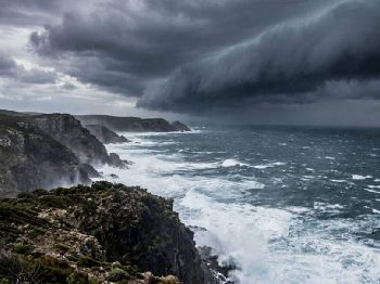 Vigorous front to sweep the south Sunday - Weather News